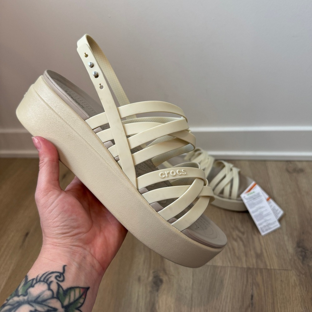 Crocs Brooklyn Strappy Low Wedge Sandals Bone Mushroom Womens 10 Platform NEW